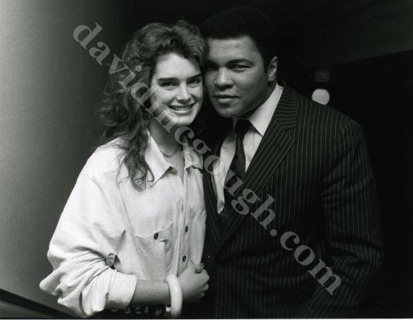 Brooke Shields, Muhammad Ali 1984 NYC.jpg